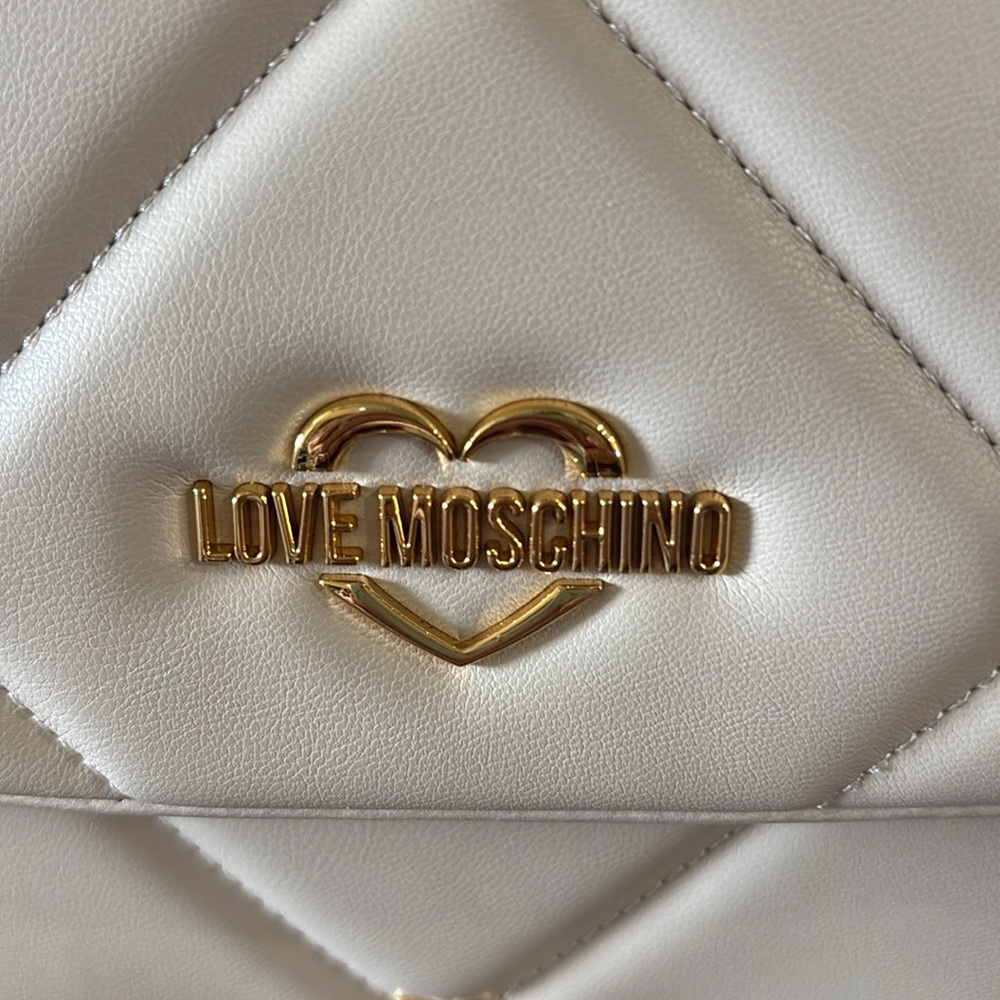 NWT Love Moschino Cream Quilted Handbag - Picture 3 of 6